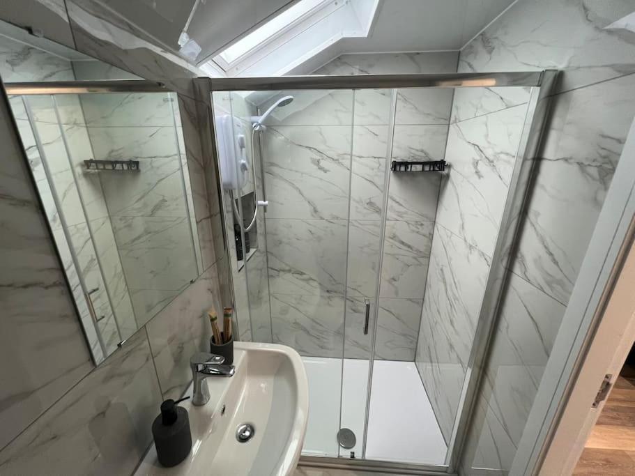 New 2 Bed Preston City Centre Flat - Sleeps 4 Exterior photo