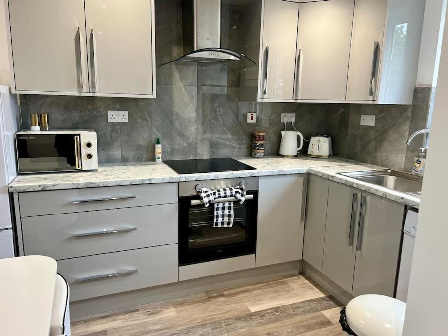 New 2 Bed Preston City Centre Flat - Sleeps 4 Exterior photo